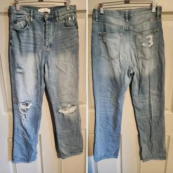 KanCan Estilo Light Wash Straight Leg Distressed Ripped Jeans Size 5/26 5 / 26 - Picture 1 of 8